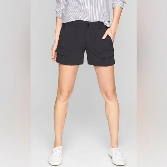 Athleta Trekkie Bermuda 2.0 Short Black Activewear Hiking Size 2 - Picture 1 of 8